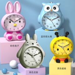 龙猫摇头公仔汽车摆件四款龙猫太阳能公仔车载卡通摆饰萌芽可爱