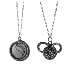2 Styles The Wheel of time Cosplay Cartoon Anime Alloy Necklace