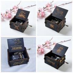 木质手摇八音盒天空之城精美雕刻多款黑色现货创意diy暗黑音乐盒