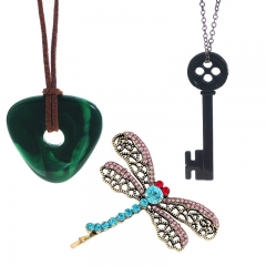 9 Styles Coraline & the Secret Door Cartoon Anime Alloy Necklace/Keychain