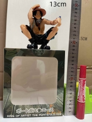 蹲姿艾斯13cm 285克