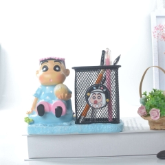 可爱蜡笔小新跨境卡通笔筒摆件毕业学生礼物办公室桌面摆饰收纳桶