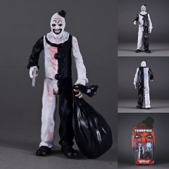 卡装变色断魂小丑 ，温度低时候身体会浮现血迹涂装，公仔高约12cm，彩盒尺寸33*15.5*4.5cm，重约135g，一箱72个