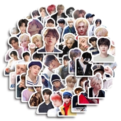 50张韩国StrayKids男明星贴纸行李箱手机贴水杯儿童DIY涂鸦贴批发