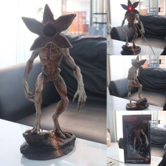 带电 怪奇物语立体食人花台灯，高34.5cm，重量1022G 彩盒尺寸：20.6*18.5*37.2cm 一箱18个，产品不含电池，配typec充电线