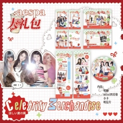 Aespa草莓set礼包 16.2x15.8cm 韩国女团创意礼品套装吧唧小卡片