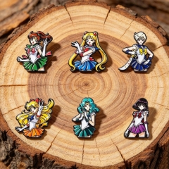 动漫角色美少女战士金属徽章创意魔法少女月野兔水兵月胸针装饰
