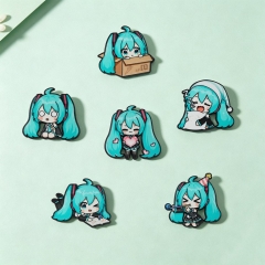 初音未来萌系日常胸针六款生活场景合金徽章学生书包配饰现货
