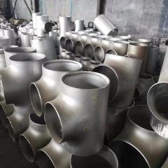 Forging Galvanized Carbon Steel Steel Tube Fitting
