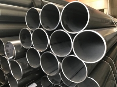 China Manufacturer ERW Black Round Steel Pipe