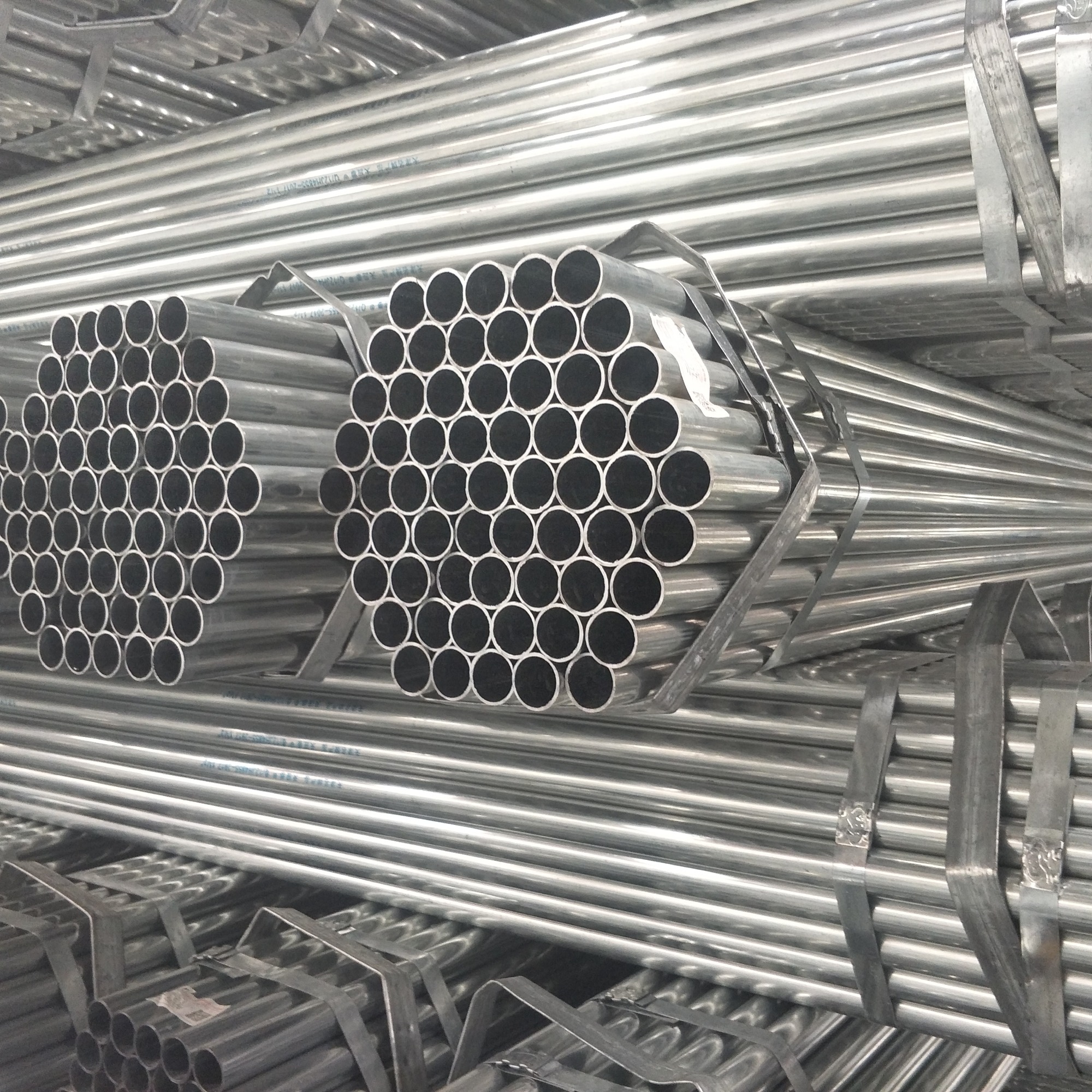 Grade A B BS1387: 1985 ERW Hot DIP Galvanized Steel Pipe