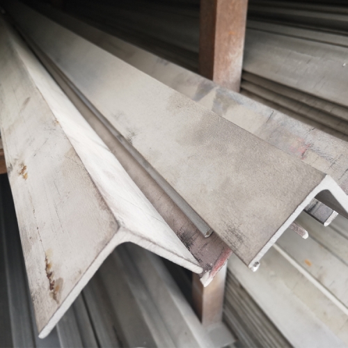 Hot Rolled High Quality MS Steel Angle Price Steel Bar