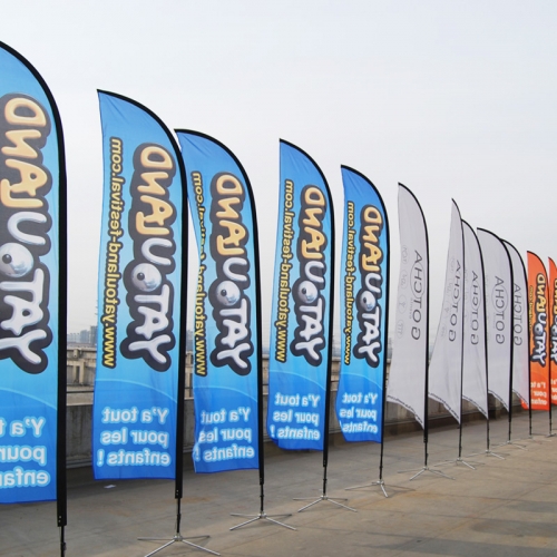 custom beach flags