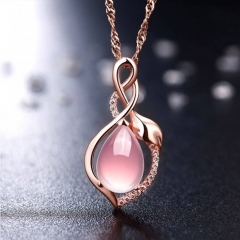 RAIKOU Modisch Elegante Roségold Halskette mit Natürlichem Inlay Rosa Kristallanhänger