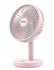 Le ventilateur de bureau de 16.5cm de Maity, transportable et rechargeable, avec quatre forces de vent différentes et une minuterie pour l'arrêt, batterie avec une longue charge de veille, convient parfaitement pour le bureau, la chambre à coucher, le sal