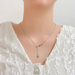 Collier PENDENTIF EN FORME DE COEUR en acier inoxydable