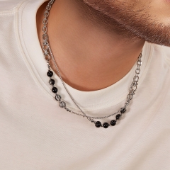 Collier homme à motifs