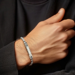 Bracelet à motifs pour homme