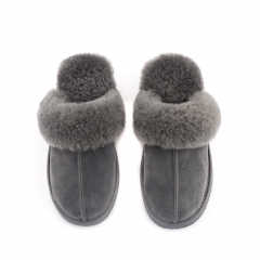 Parfeying Women's Lambskin and Sheepskin Indoor and Outdoor Mules Made of Lambskin Leather