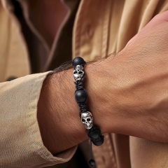 Bracelet tête de mort SKULLS avec agate noire et acier inoxydable, réglable