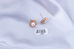 Champagne Gold Stud Earring with Pearl