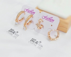 Earrings Gold Irregular Zirconia