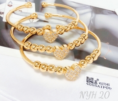 Bracelet Gold Set Heart Shape