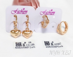 Earrings Gold Heart Polished