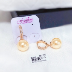 Earrings Gold Pearl Polished