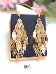 Earrings long gold polished