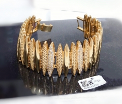 Bracelet Gold Stylish