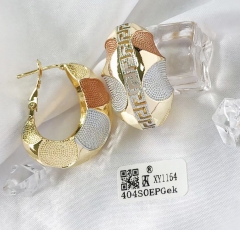 Earrings irregular color matching