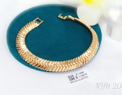 bracelet gold polished fashion