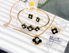 Jewelry Set Gold Pearl