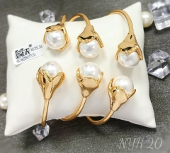 bracelet gold pearl