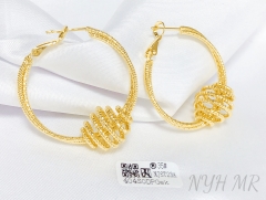 Earrings gold fashion