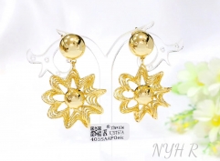 Pendant earrings gold irregular