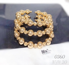 Bracelet set gold beads