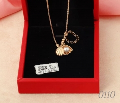 Necklace Gold Shell Pendant