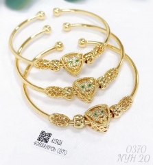 Bracelet set gold leopard model