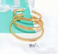 Bracelet Gold Thread