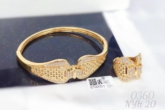 Bracelet and ring set gold