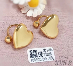 Ear clip gold heart shape