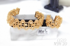 Bracelet and ring set gold