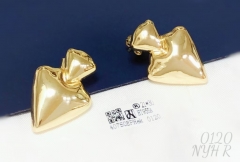 Earrings Gold Heart Shape