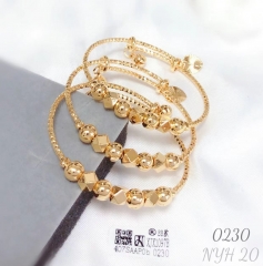 Gold bracelet set beaded style