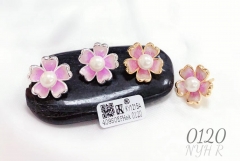 Flower Pearl Earrings New Style