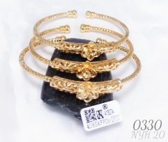 Gold Bracelet Set Floral Style