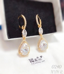 Gold pendant earrings high-end style