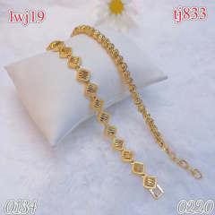 Gold simple chain